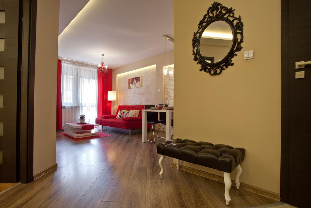 クリニツァ・ズドルイApartament Szmaragdowyアパートメント エクステリア 写真