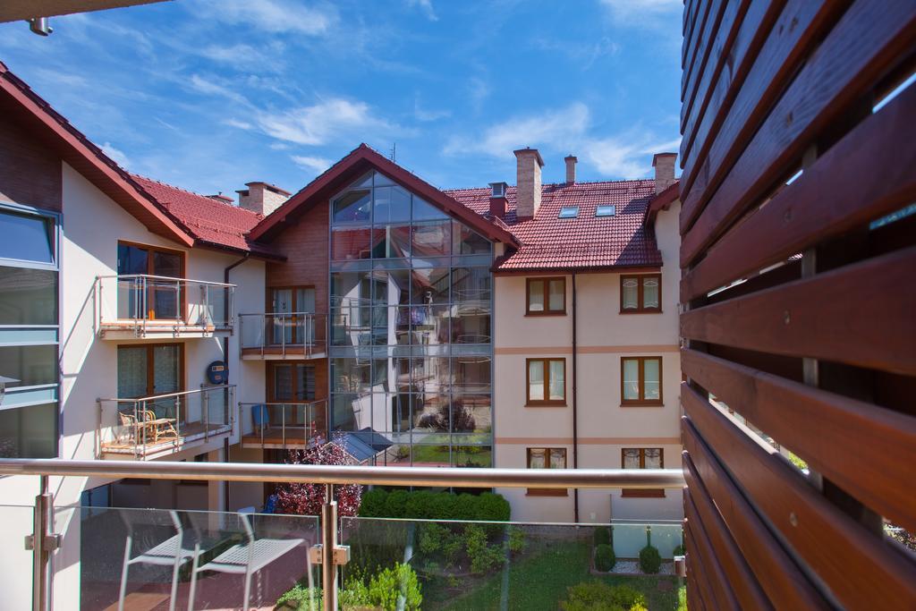 クリニツァ・ズドルイApartament Szmaragdowyアパートメント エクステリア 写真