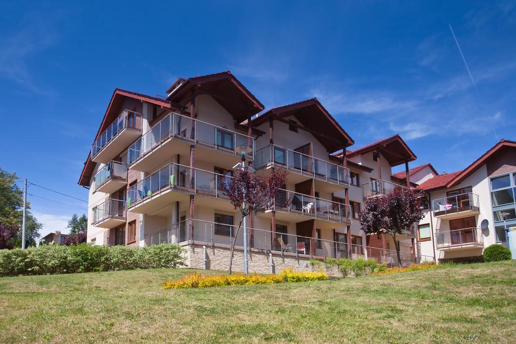 クリニツァ・ズドルイApartament Szmaragdowyアパートメント エクステリア 写真
